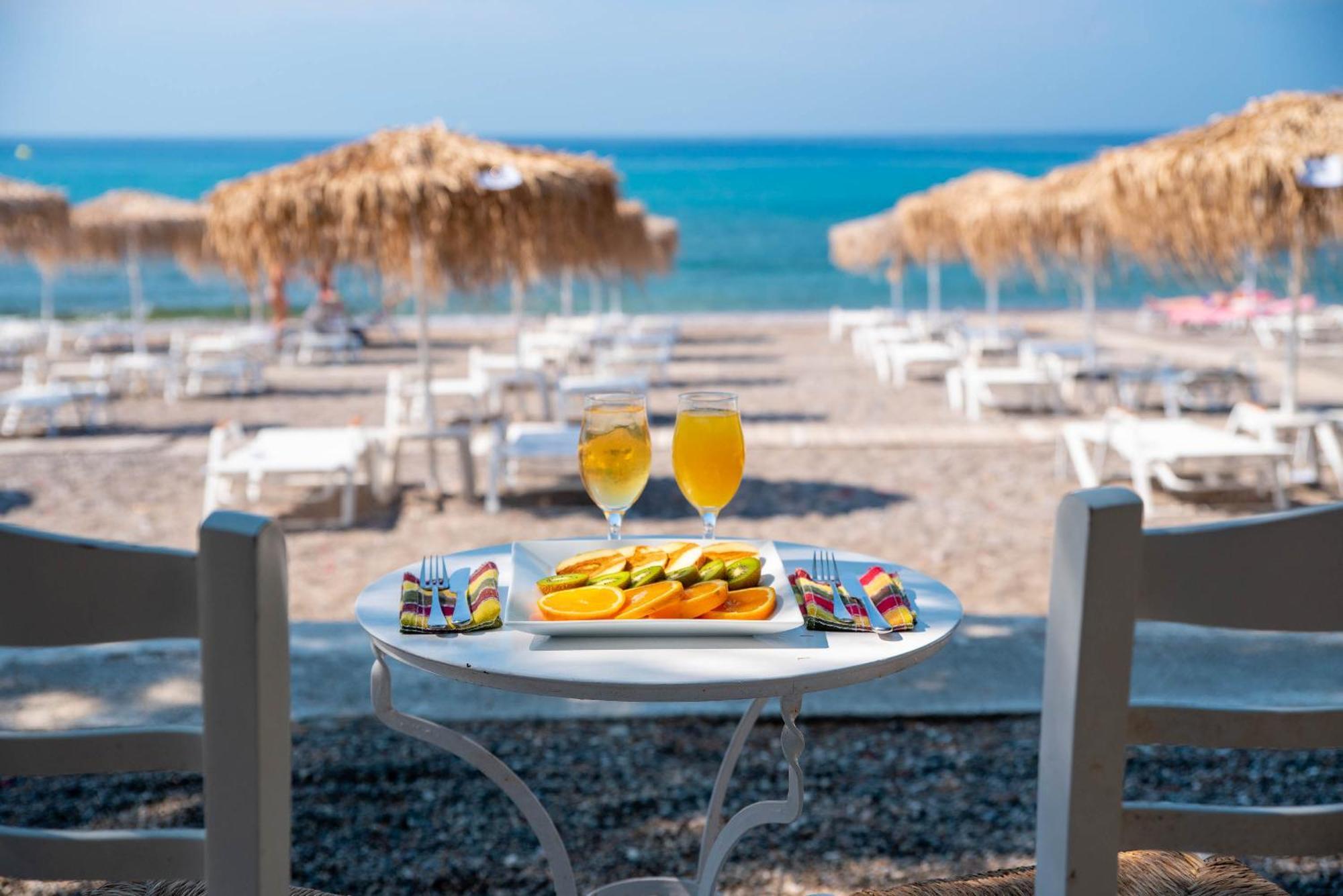 Elvita Beach Hotel キオタリ エクステリア 写真