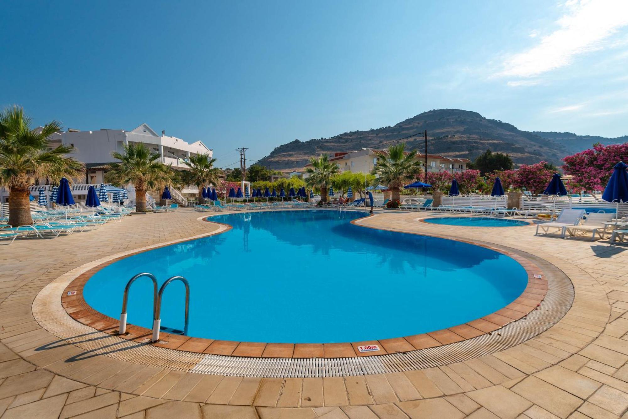 Elvita Beach Hotel キオタリ エクステリア 写真