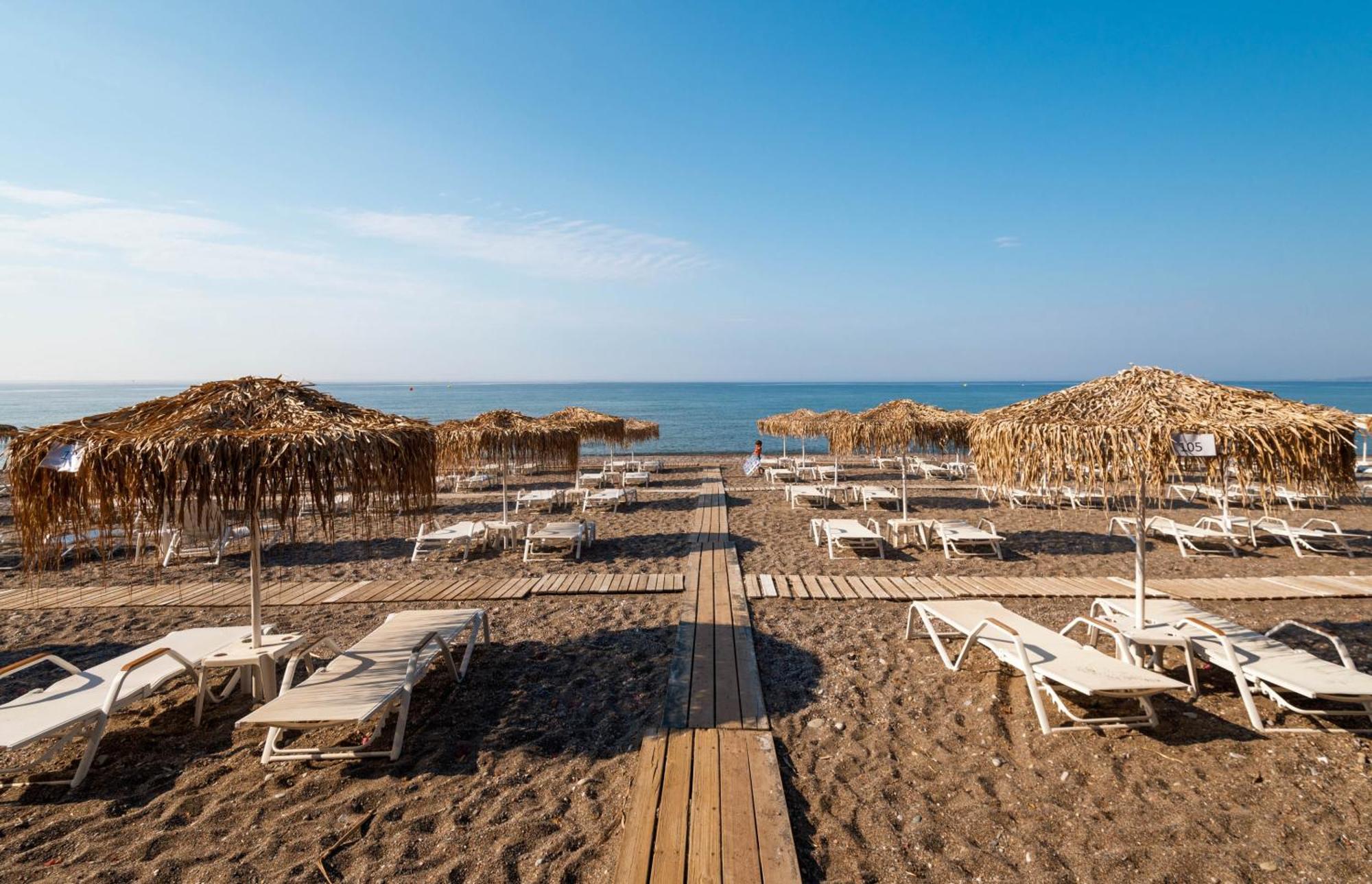 Elvita Beach Hotel キオタリ エクステリア 写真